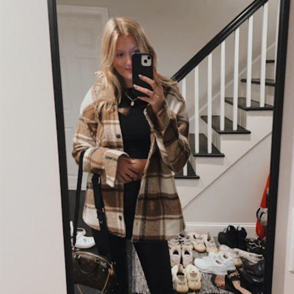 Meet your Posher, Enni - Picture 1 of 1